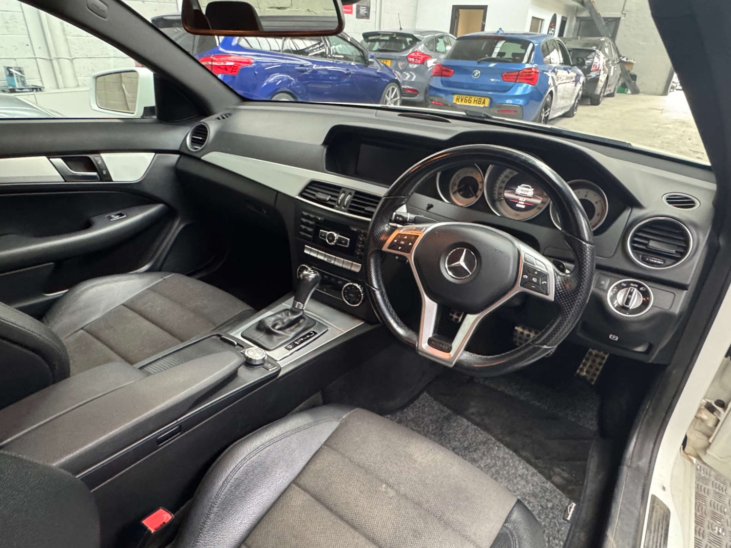 Used Mercedes-Benz C Class 2013 for sale - 76278299: Photo 23