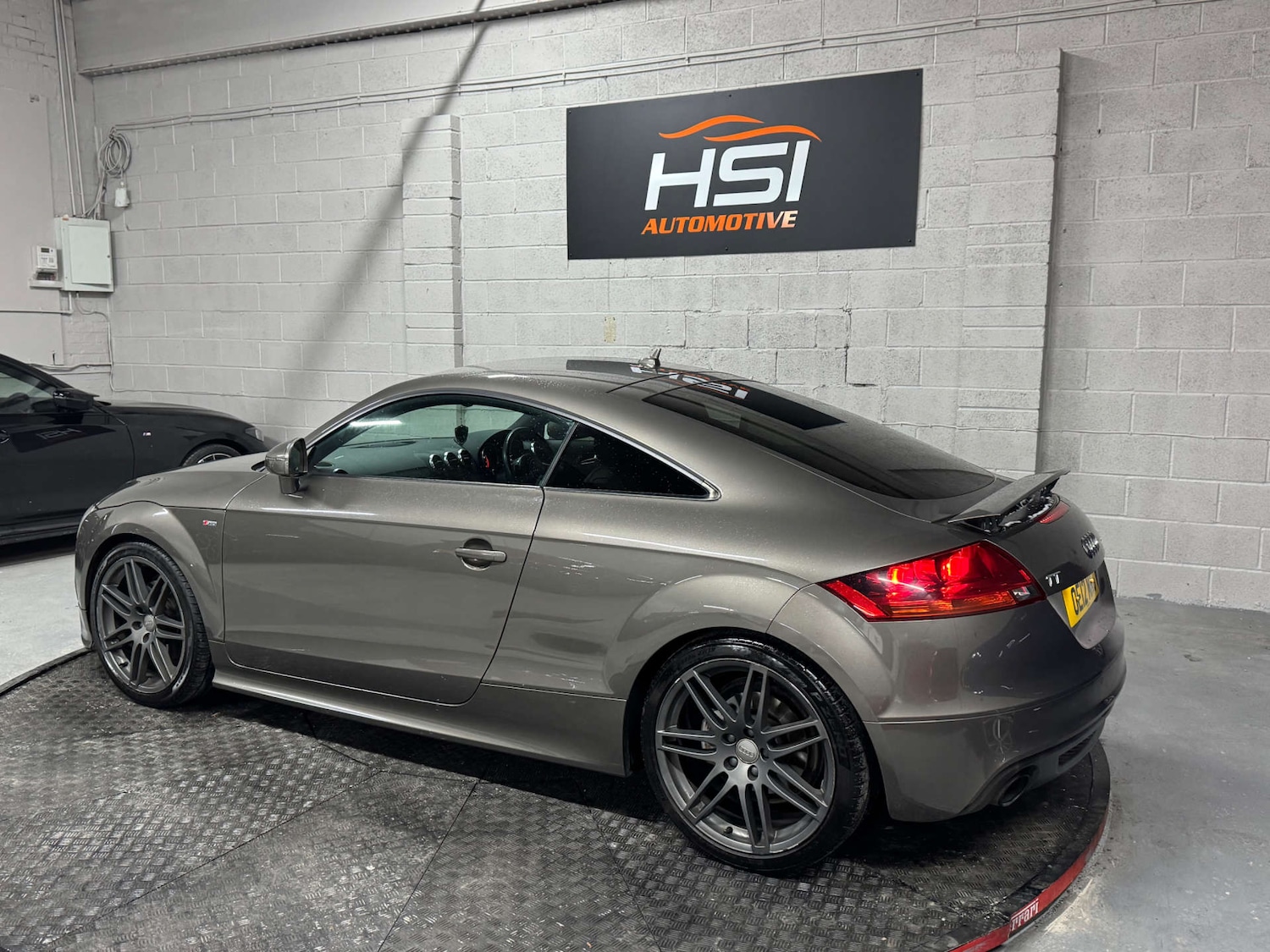 Used Audi TT 2012 for sale - 76690719: Photo 14