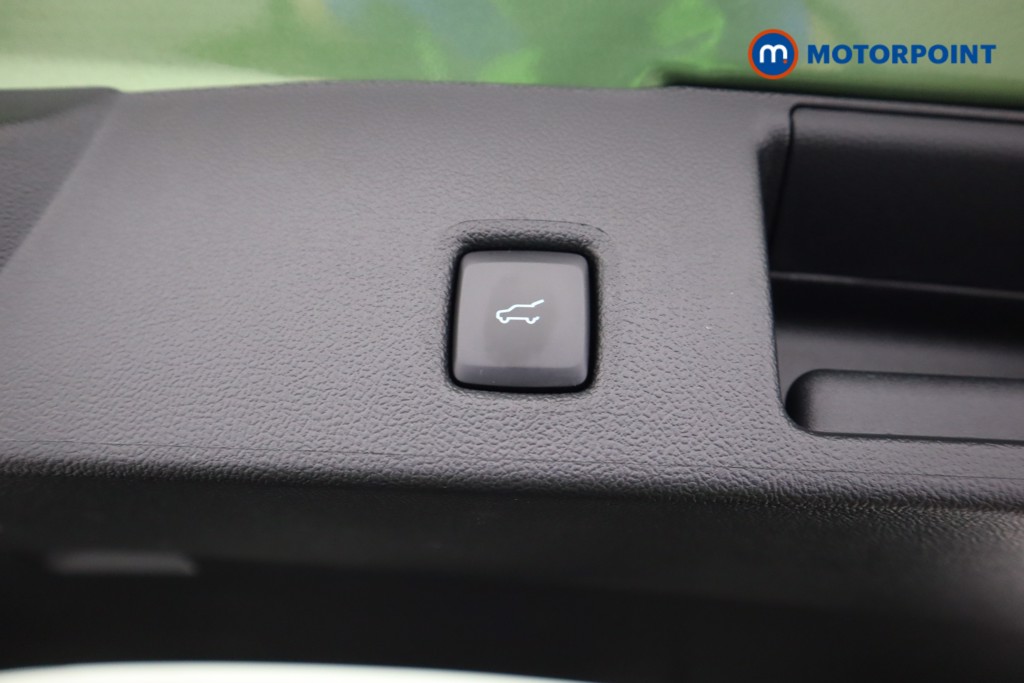 Used Ford Kuga 2024 for sale - 76819440: Photo 44