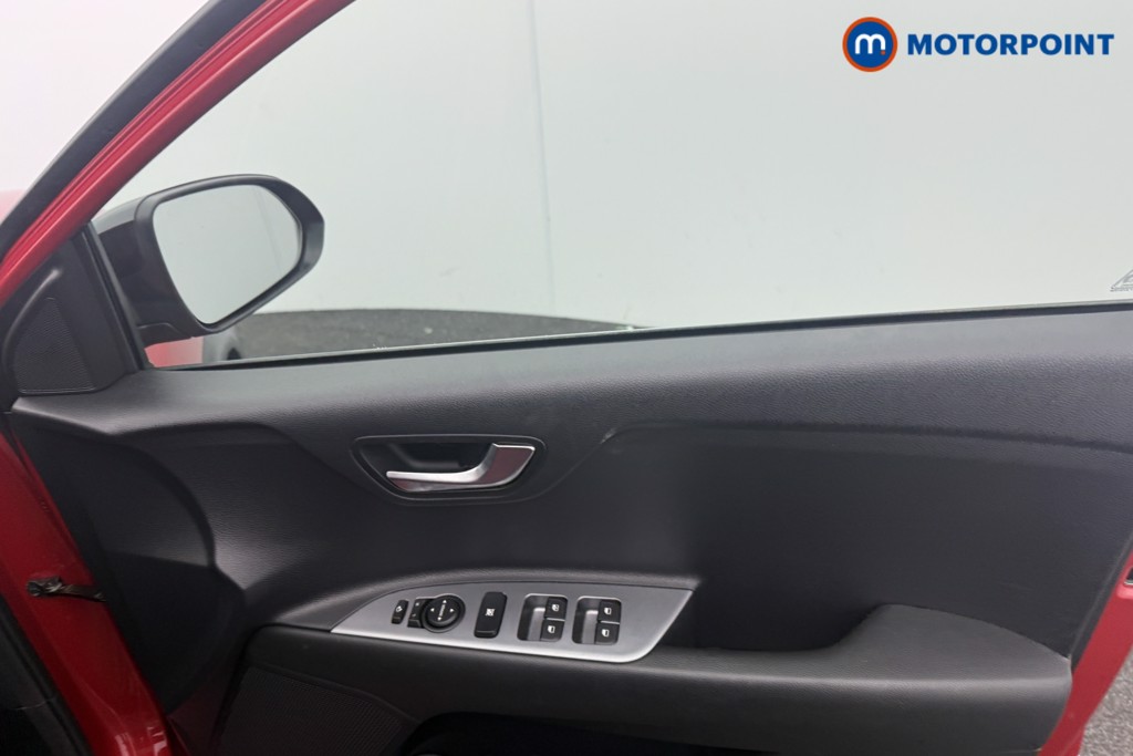 Used Kia Stonic 2023 for sale - 77604318: Photo 18