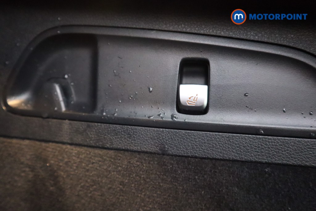 Used Mercedes-Benz GLC 2021 for sale - 77023632: Photo 49