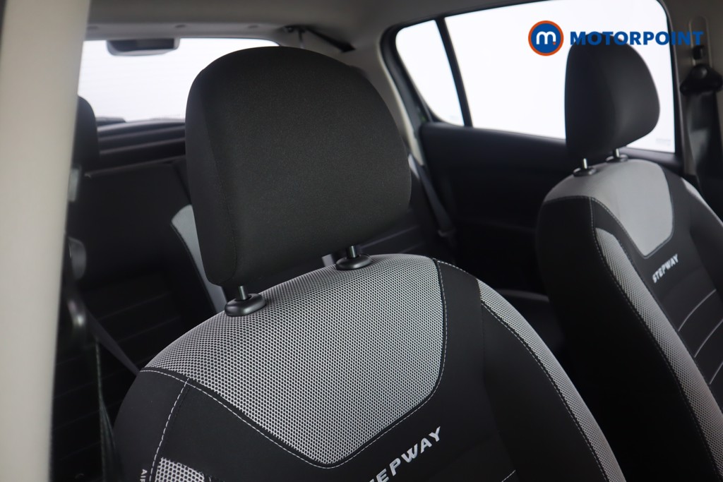 Used Dacia Sandero Stepway 2019 for sale - 76117969: Photo 17