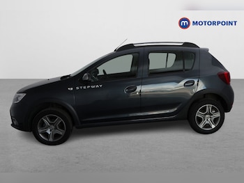 Used Dacia Sandero Stepway 2019 for sale - 76117969: Photo 4