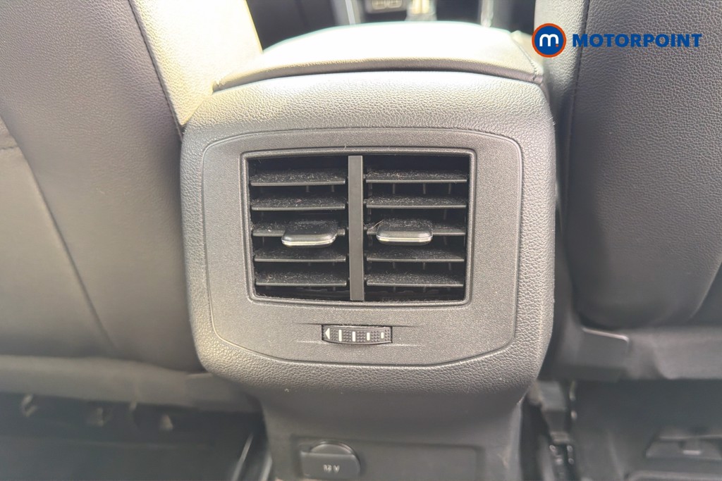 Used Volkswagen T-Roc 2018 for sale - 78043011: Photo 31