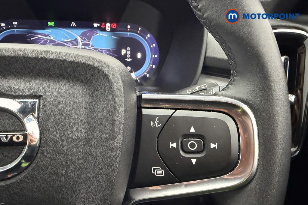 Used Volvo XC40 2023 for sale - 77897398: Photo 12