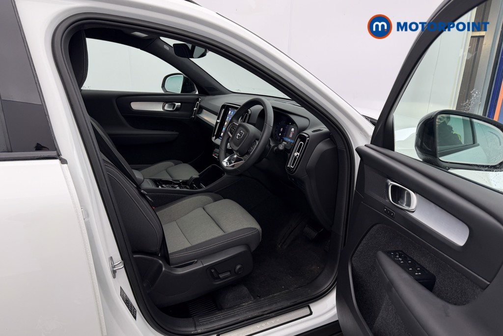 Used Volvo XC40 2023 for sale - 77897398: Photo 28