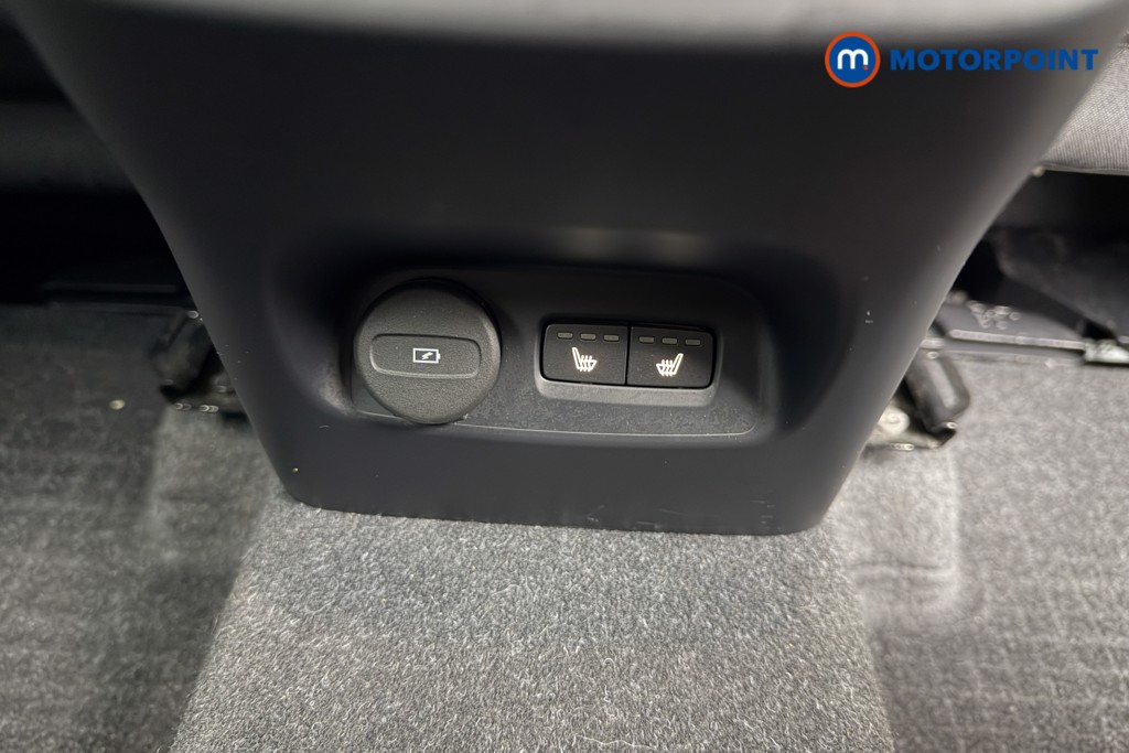 Used Volvo XC40 2023 for sale - 77897398: Photo 30