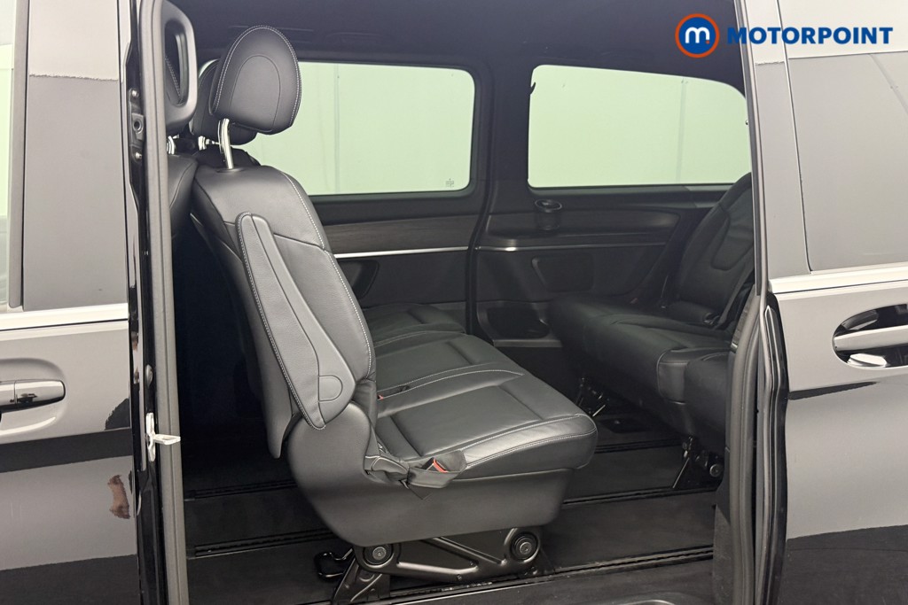 Used Mercedes-Benz V-Class 2024 for sale - 76819530: Photo 35