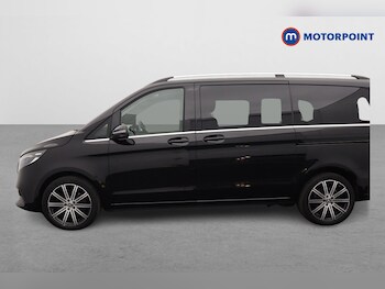 Used Mercedes-Benz V-Class 2024 for sale - 76819530: Photo