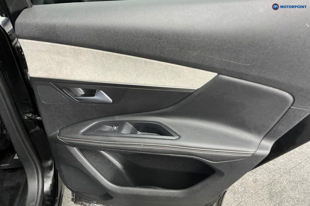 Used Peugeot 3008 2022 for sale - 76854882: Photo 32