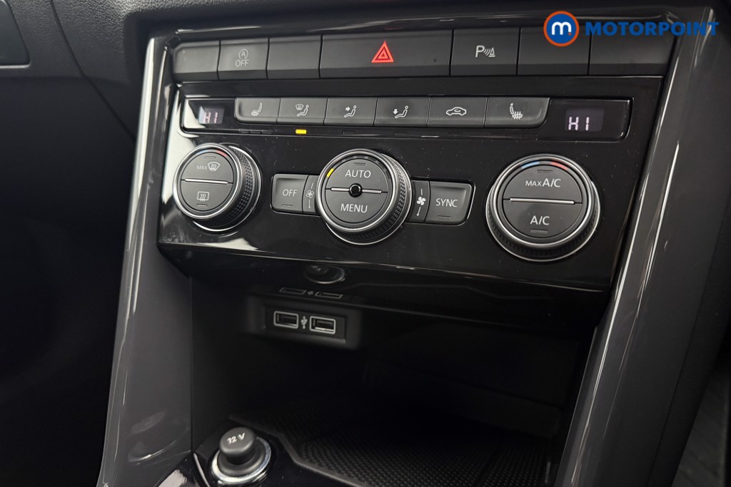 Used Volkswagen T-Roc 2018 for sale - 77404132: Photo 20