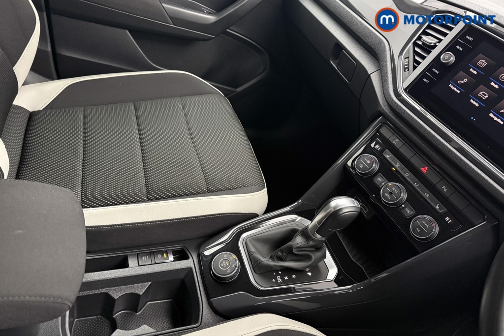 Used Volkswagen T-Roc 2018 for sale - 77404132: Photo 23