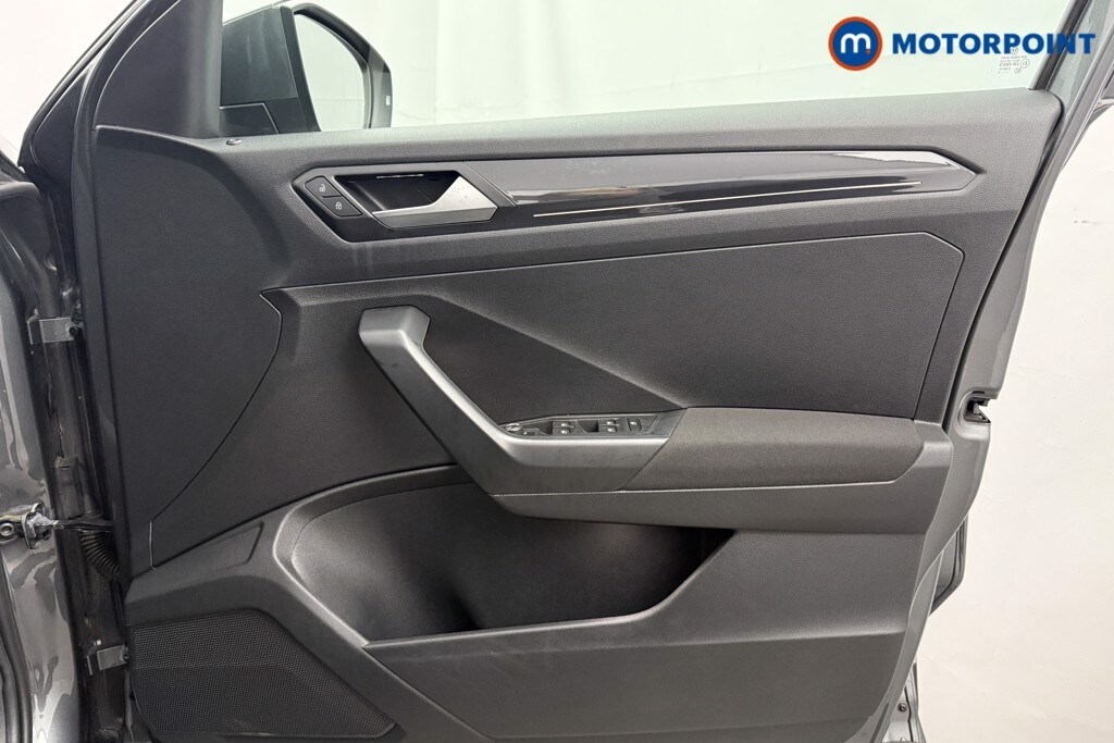 Used Volkswagen T-Roc 2018 for sale - 77404132: Photo 25