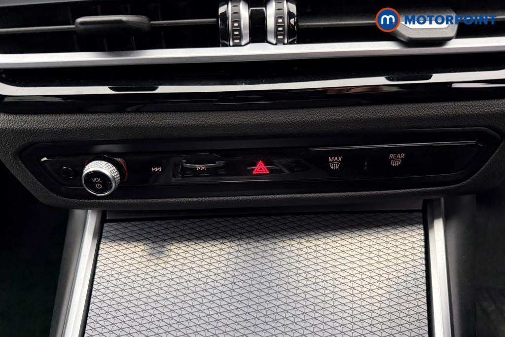 Used BMW 3 Series 2023 for sale - 76428670: Photo 19