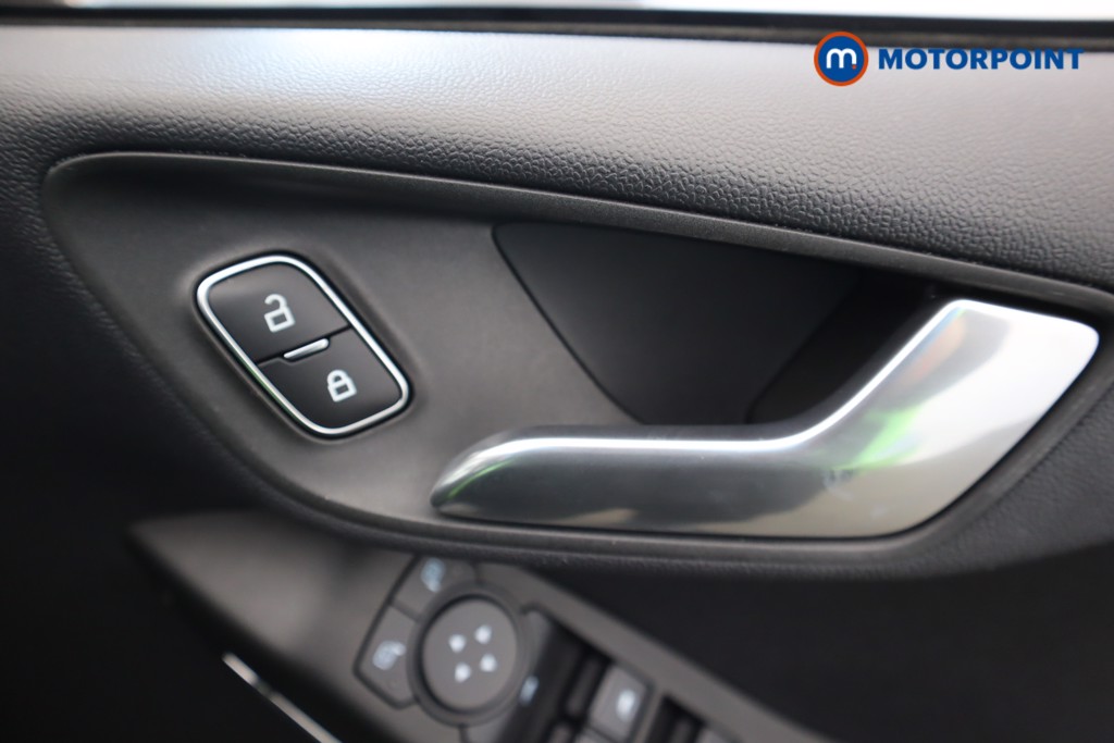 Used Ford Fiesta 2022 for sale - 76890061: Photo 31