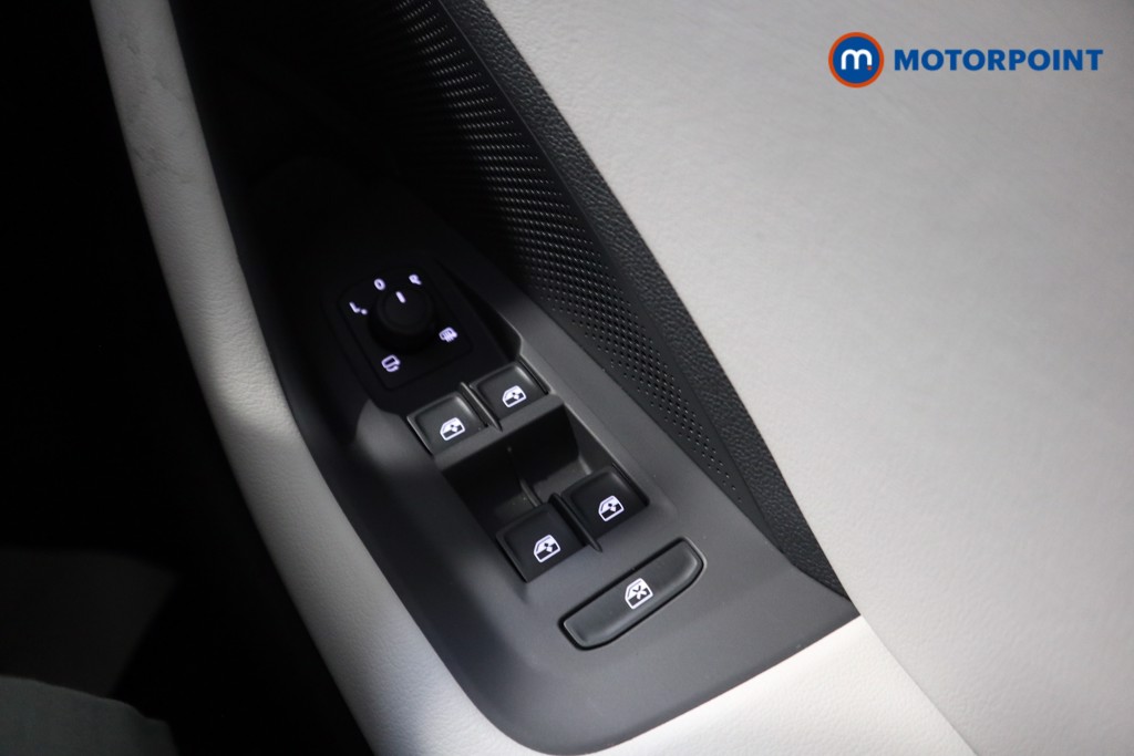 Used Volkswagen Passat 2025 for sale - 76394311: Photo 14