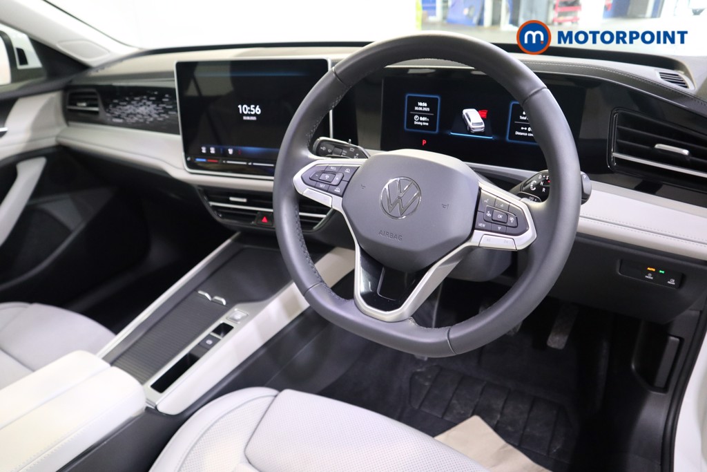 Used Volkswagen Passat 2025 for sale - 76394311: Photo 9