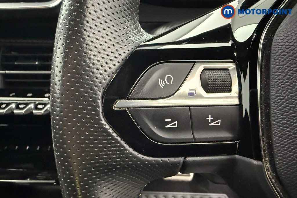 Used Peugeot 2008 2023 for sale - 78015465: Photo 12