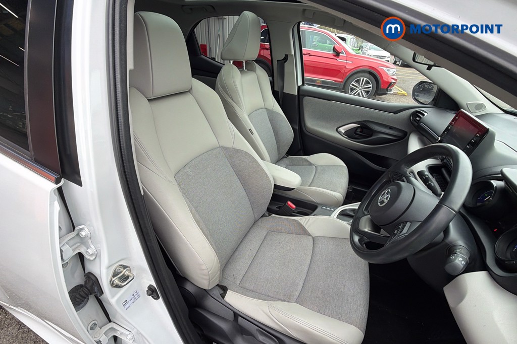 Used Toyota Yaris 2021 for sale - 77914177: Photo 26