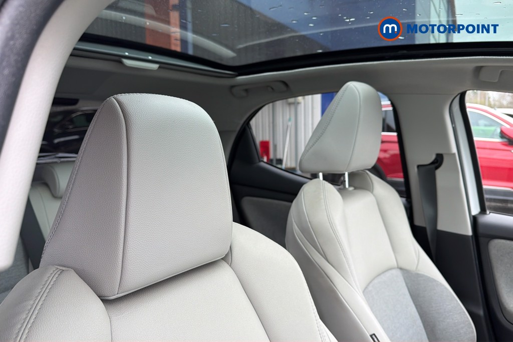 Used Toyota Yaris 2021 for sale - 77914177: Photo 27