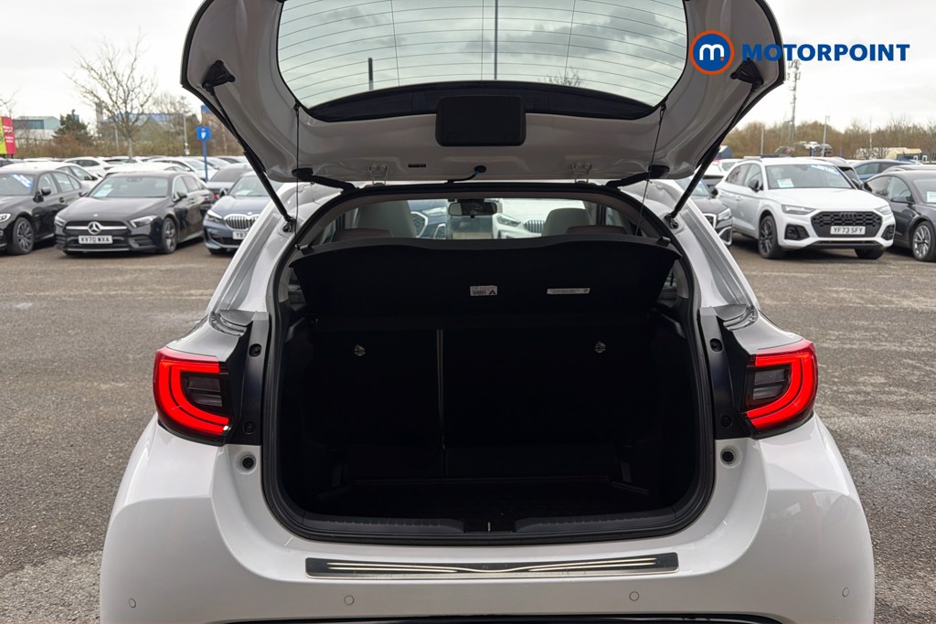 Used Toyota Yaris 2021 for sale - 77914177: Photo 32