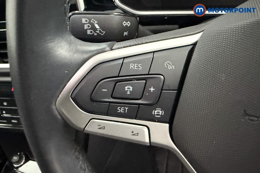 Used Volkswagen T-Roc 2024 for sale - 77435801: Photo 11