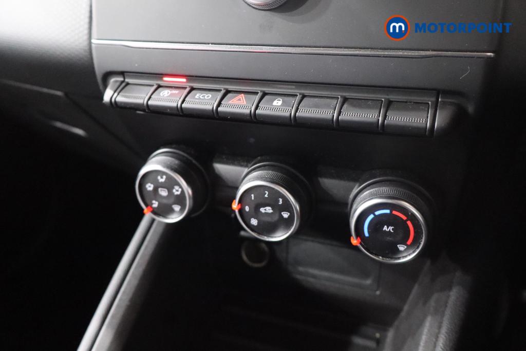 Used Renault Clio 2019 for sale - 76835917: Photo 10