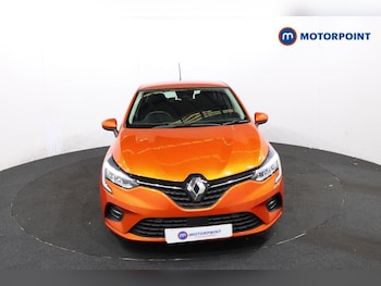 Used Renault Clio 2019 for sale - 76835917: Photo