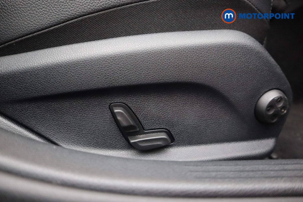 Used Mercedes-Benz C Class 2019 for sale - 77117679: Photo 34