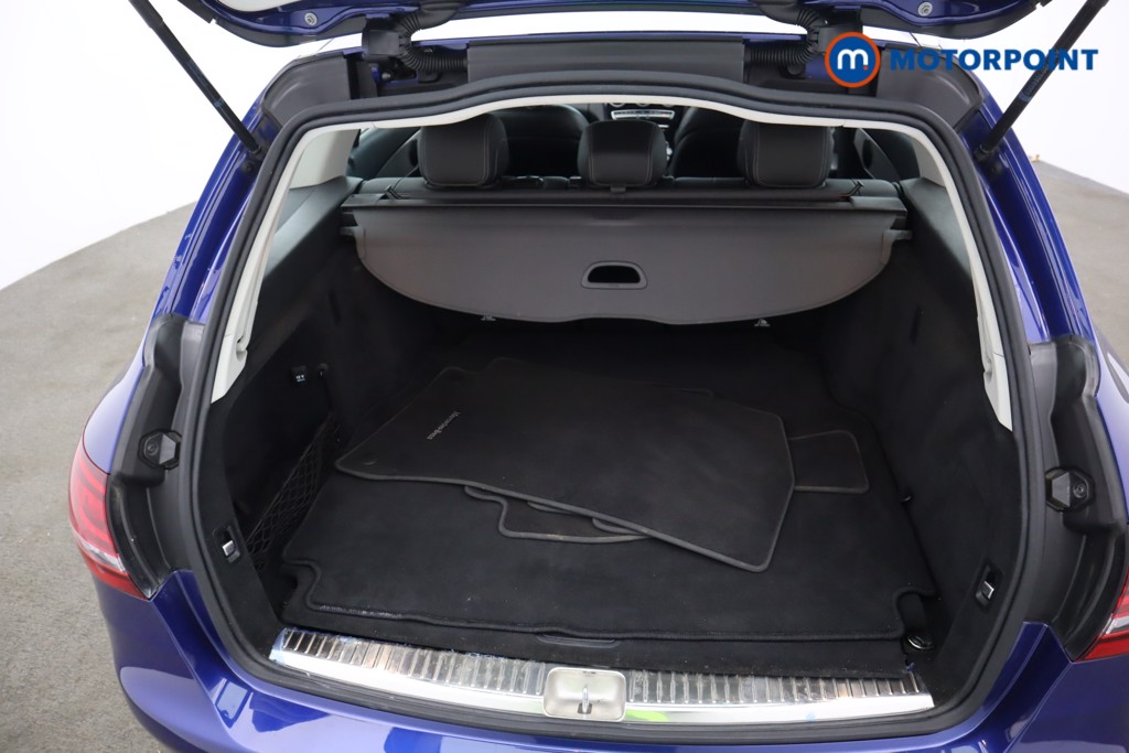 Used Mercedes-Benz C Class 2019 for sale - 77117679: Photo 37