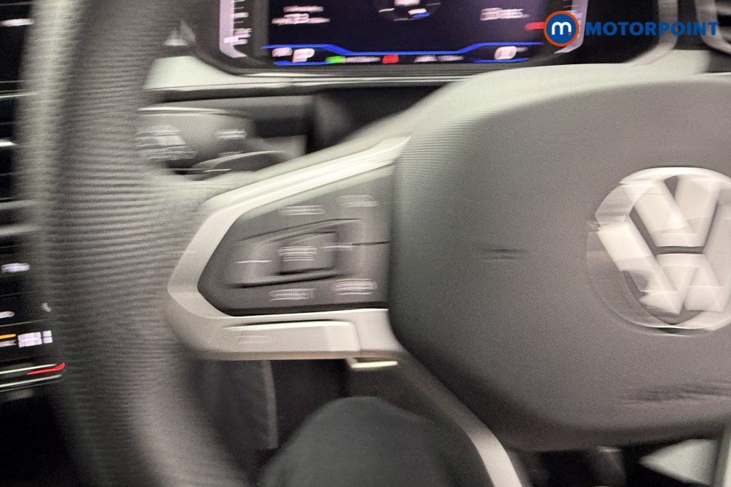 Used Volkswagen T-Roc 2025 for sale - 77297576: Photo 21