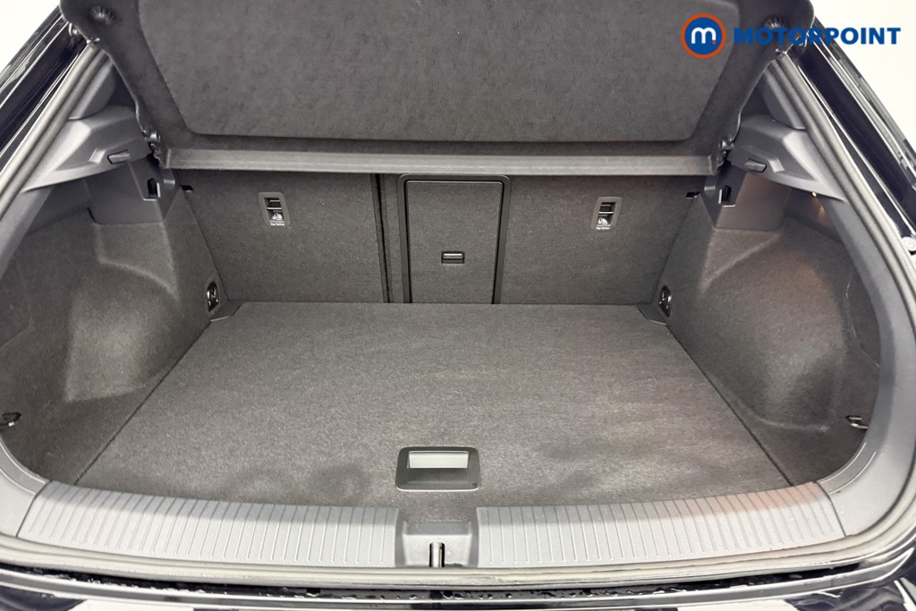 Used Volkswagen T-Roc 2025 for sale - 77297576: Photo 29