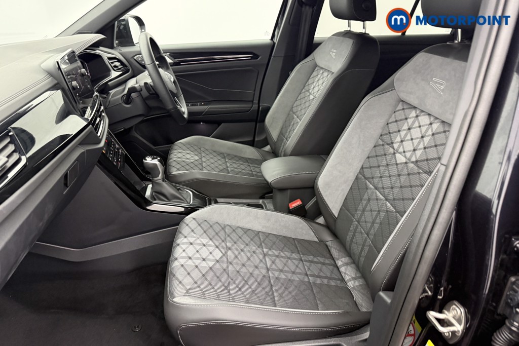 Used Volkswagen T-Roc 2025 for sale - 77297576: Photo 30