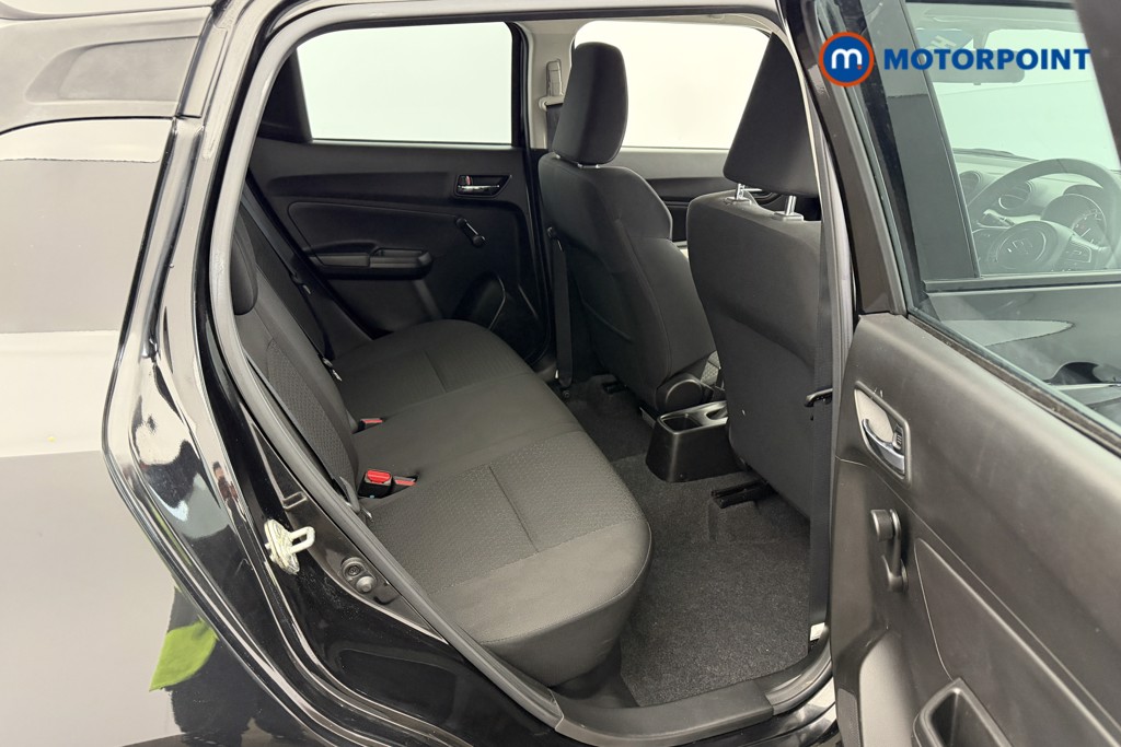 Used Suzuki Swift 2023 for sale - 77262397: Photo 32