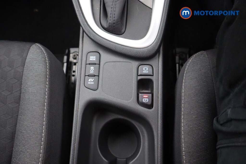 Used Toyota Yaris 2021 for sale - 76612071: Photo 14