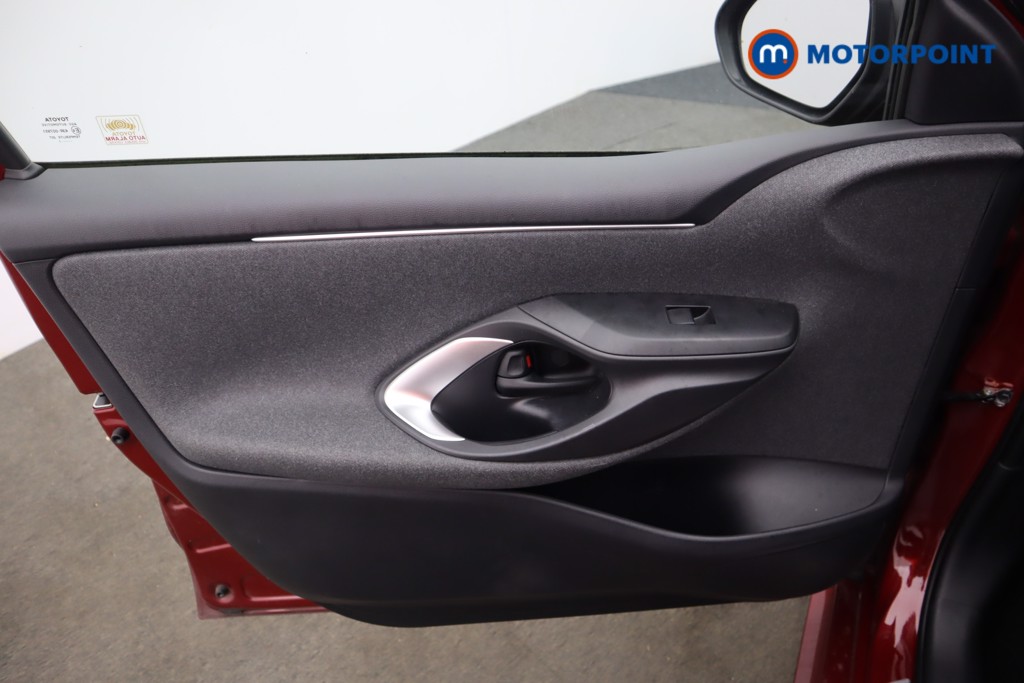 Used Toyota Yaris 2021 for sale - 76612071: Photo 24