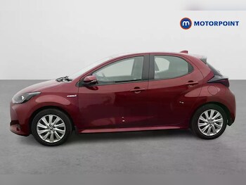 Used Toyota Yaris 2021 for sale - 76612071: Photo