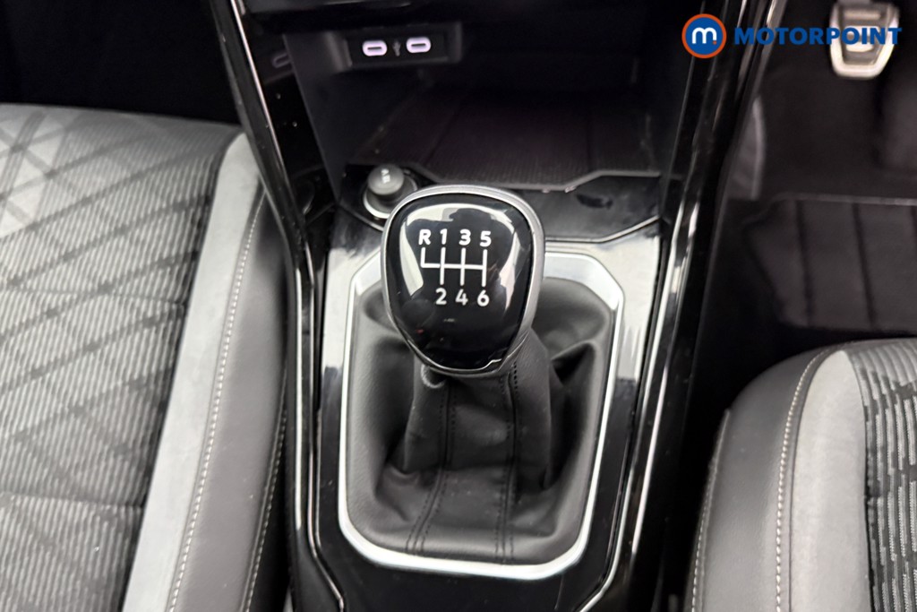 Used Volkswagen T-Roc 2022 for sale - 77128346: Photo 21