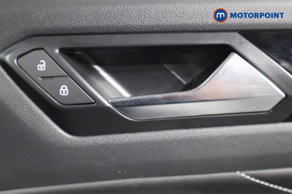 Used Volkswagen T-Roc 2025 for sale - 77354877: Photo 26