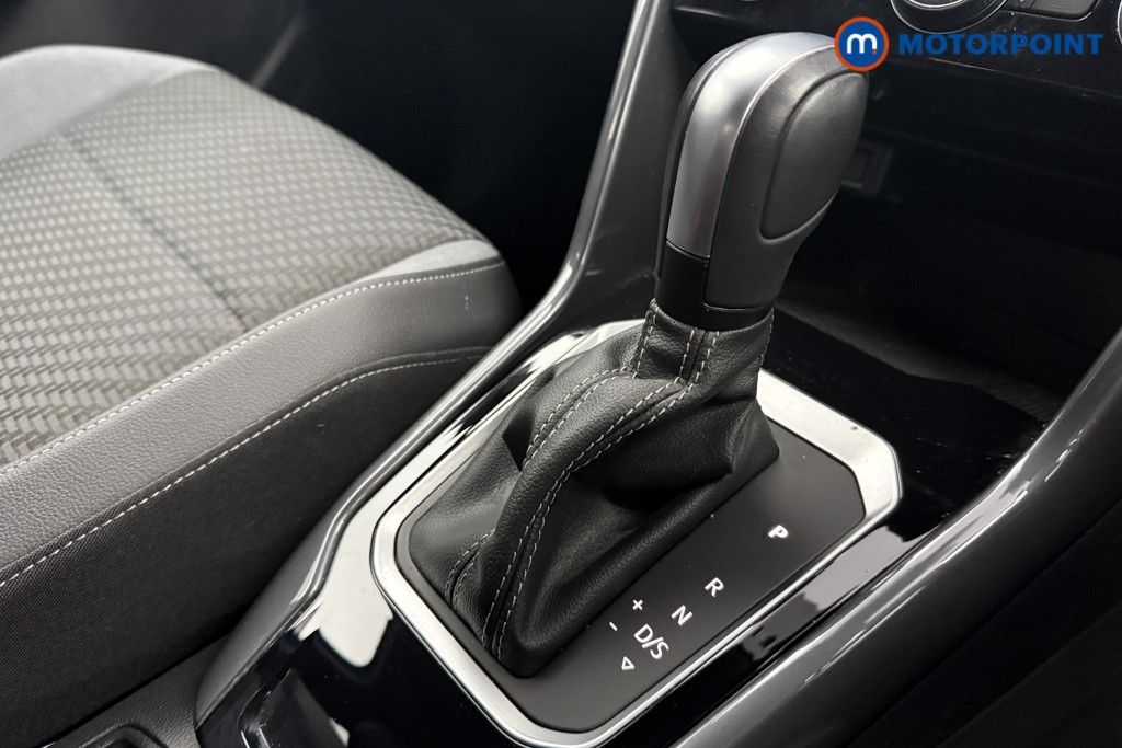 Used Volkswagen T-Roc 2021 for sale - 77421053: Photo 24