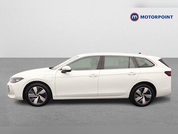Used Volkswagen Passat 2025 for sale - 78353711: Photo
