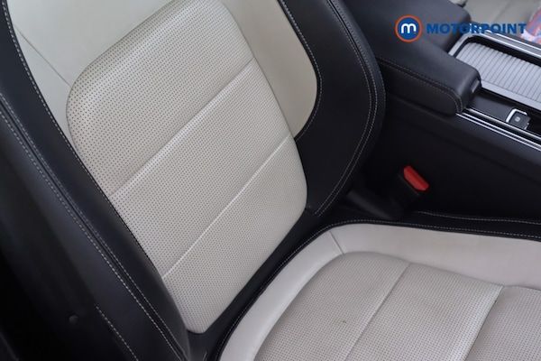 Used Jaguar XE 2019 for sale - 76209671: Photo 17