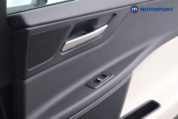 Used Jaguar XE 2019 for sale - 76209671: Photo 20