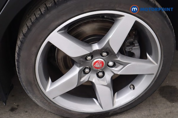 Used Jaguar XE 2019 for sale - 76209671: Photo 27