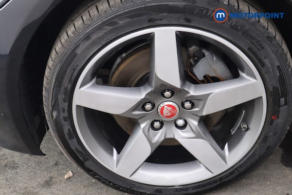 Used Jaguar XE 2019 for sale - 76209671: Photo 30