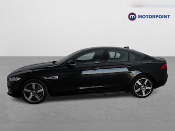 Used Jaguar XE 2019 for sale - 76209671: Photo 4