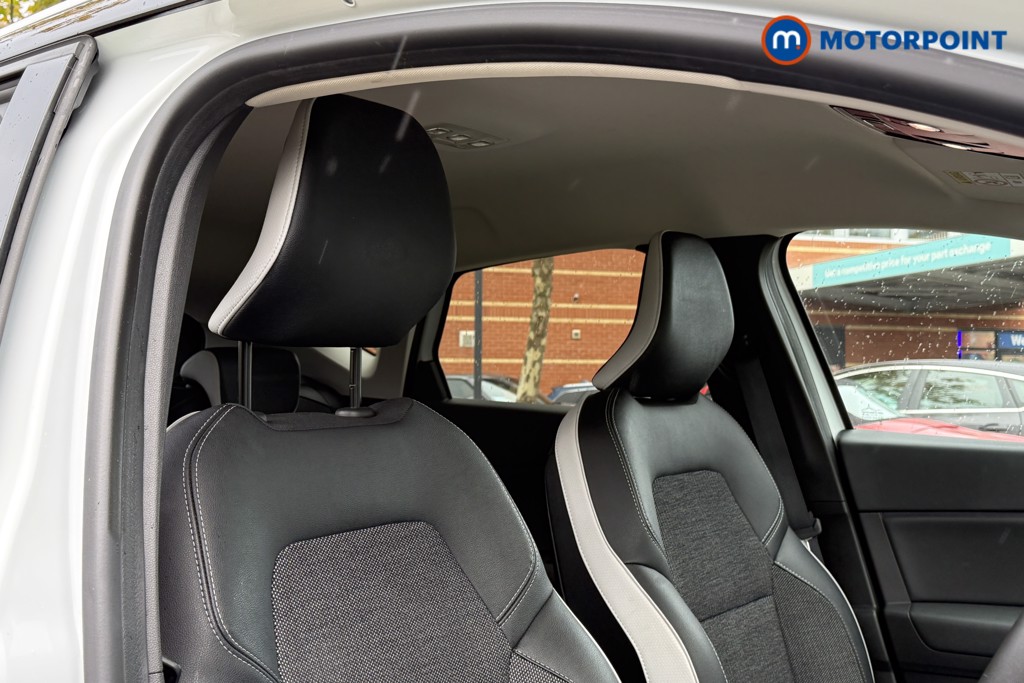 Used Renault Captur 2023 for sale - 77620132: Photo 23