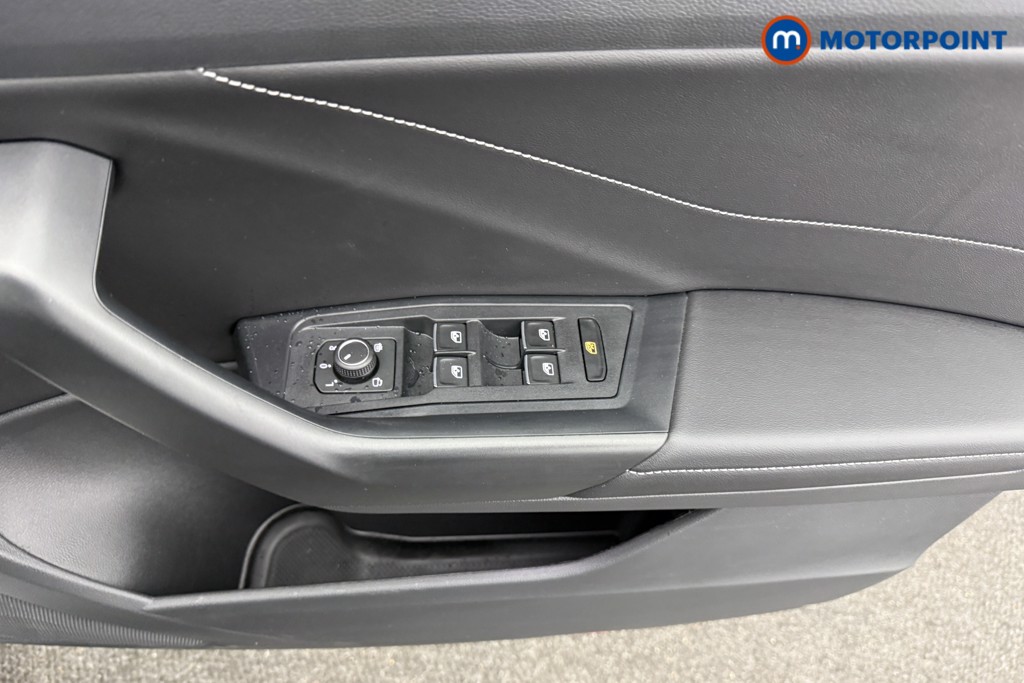 Used Volkswagen T-Roc 2025 for sale - 77297569: Photo 25