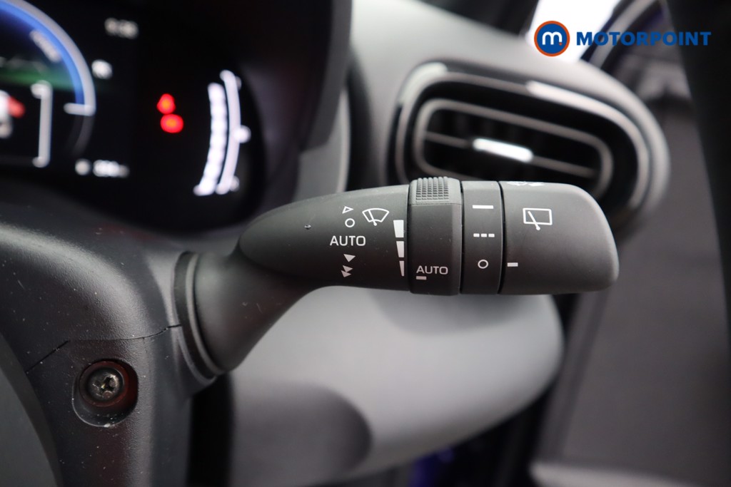 Used Toyota Yaris Cross 2025 for sale - 76394909: Photo 12