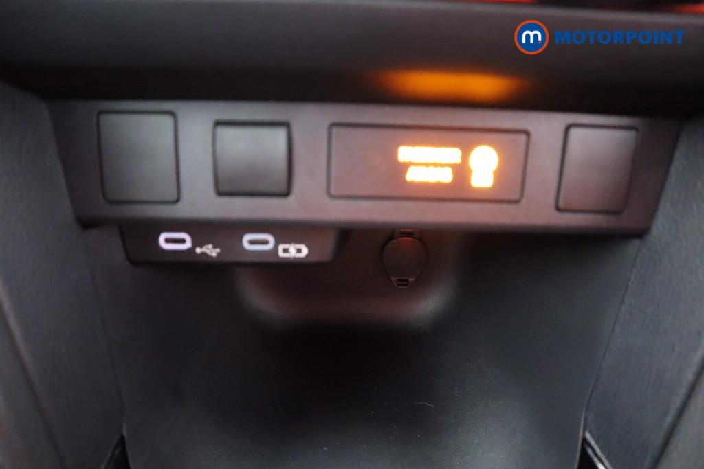 Used Toyota Yaris Cross 2025 for sale - 76394909: Photo 17